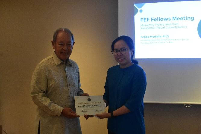 Former FEF Assistant Director for Policy Ranna Maih Pintor received the Exemplary Service Award for her eight-year service in advancing the Foundation’s advocacies.